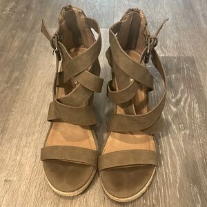 Wedge sandal